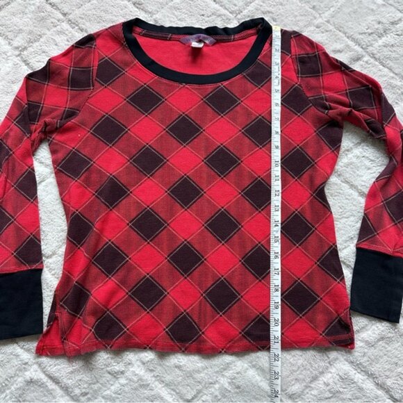 Victoria's Secret | Red and Black Long Sleeve Buffalo Check Thermal | Size Small - Picture 10 of 10